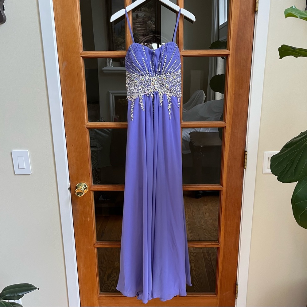 Empire Waist Lavender Gown with Embellishment- Sweetheart Neckline